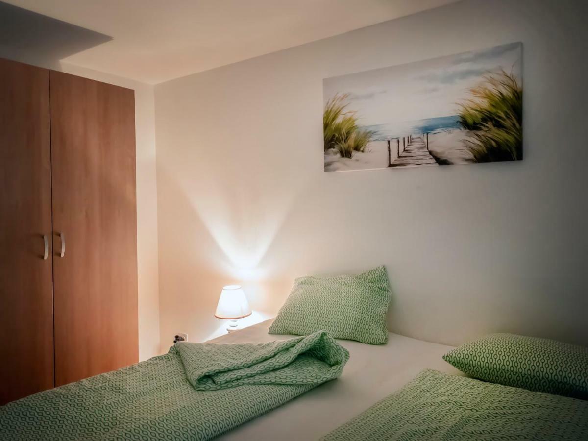 Apart Holidays - Residenza Flora Локарно Экстерьер фото